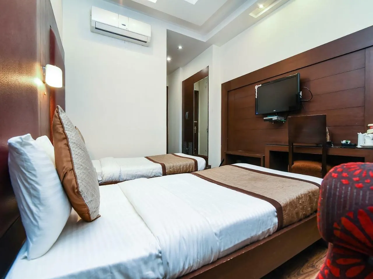 Oyo 644 Hotel Haris Court グルガウン インド