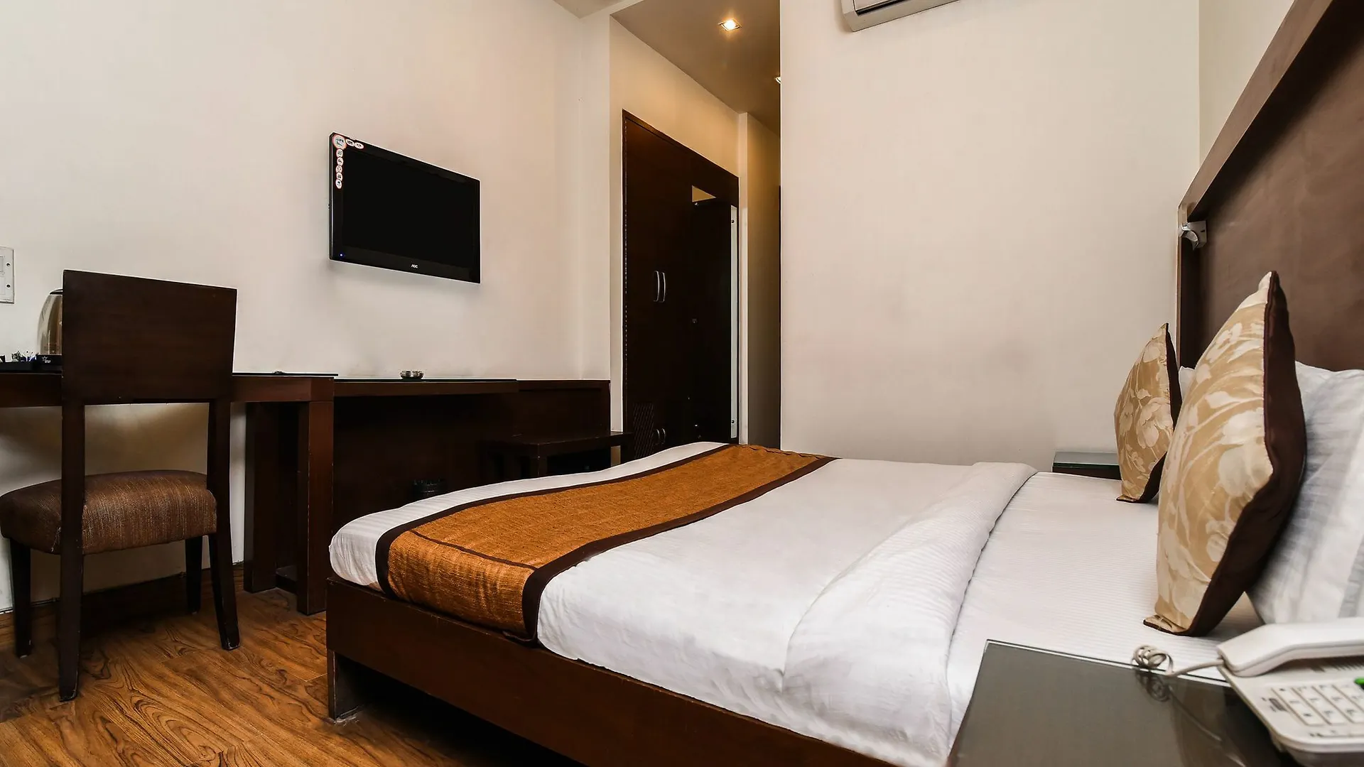 Oyo 644 Hotel Haris Court グルガウン